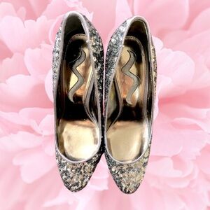 Nina Ricci Silver & Gray Sequin Metallic Leather Heels, Size 8M